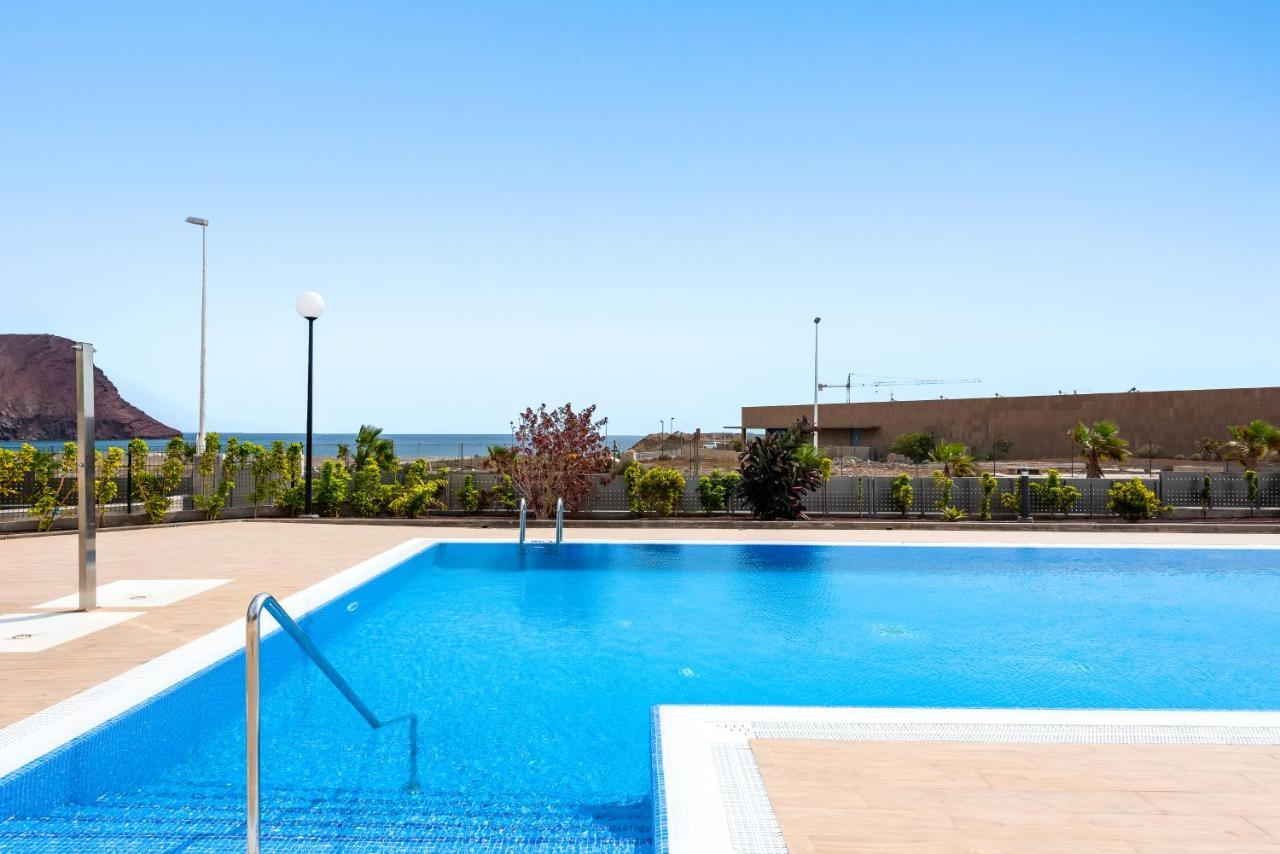 Explorer'S Beach Apartment กรานาดิลญา เด อาโบนา ภายนอก รูปภาพ