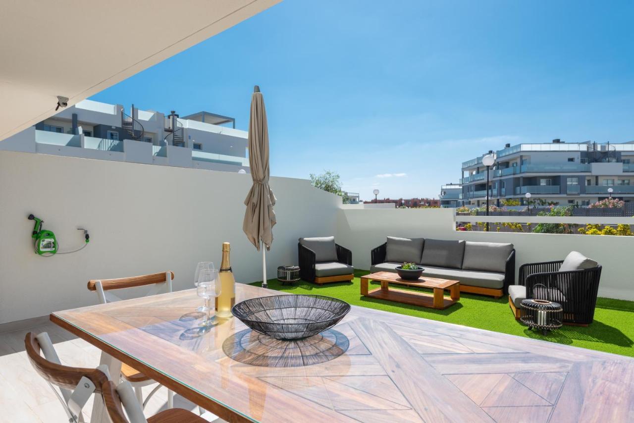 Explorer'S Beach Apartment กรานาดิลญา เด อาโบนา ภายนอก รูปภาพ